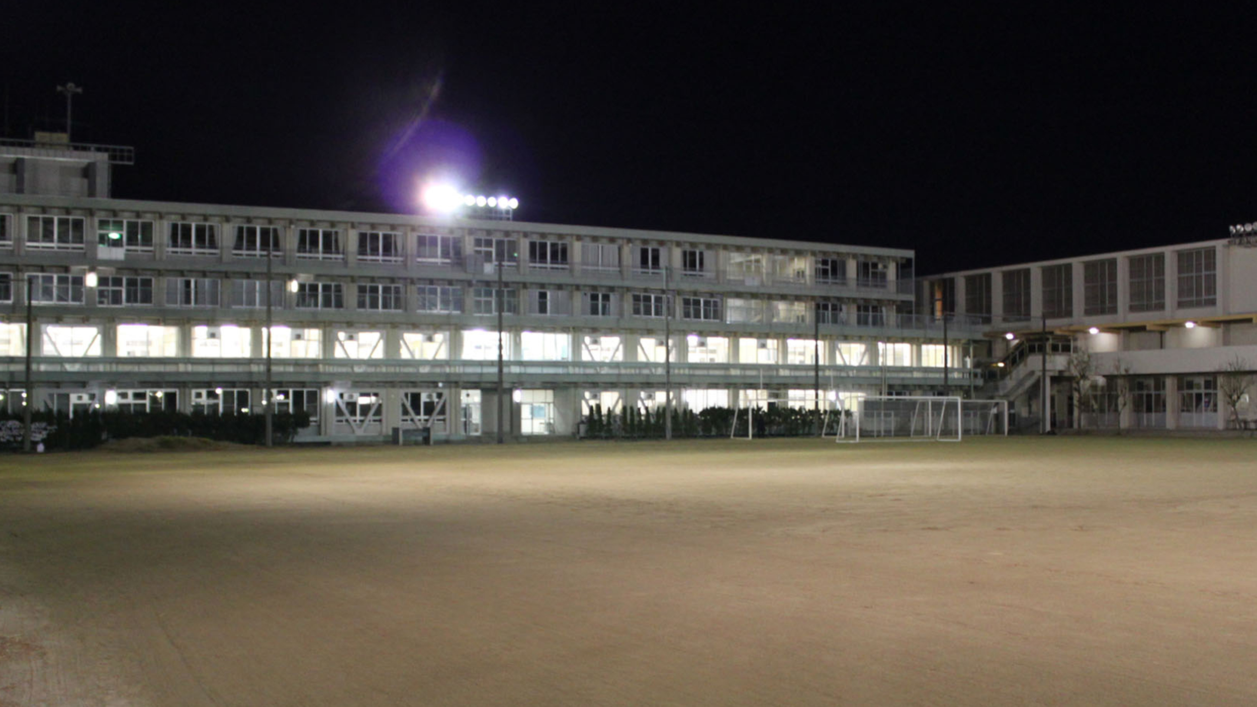 工業高校(定時)の写真