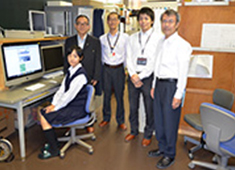 名古屋市教育委員会ポータルサイト制作生徒の写真