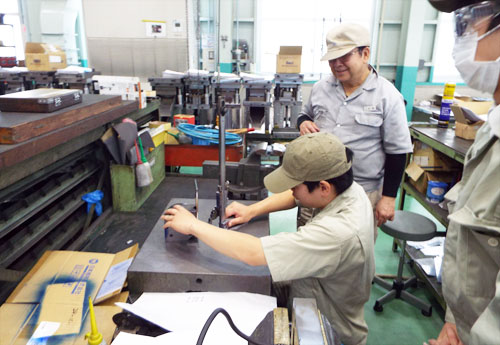 企業でのようす